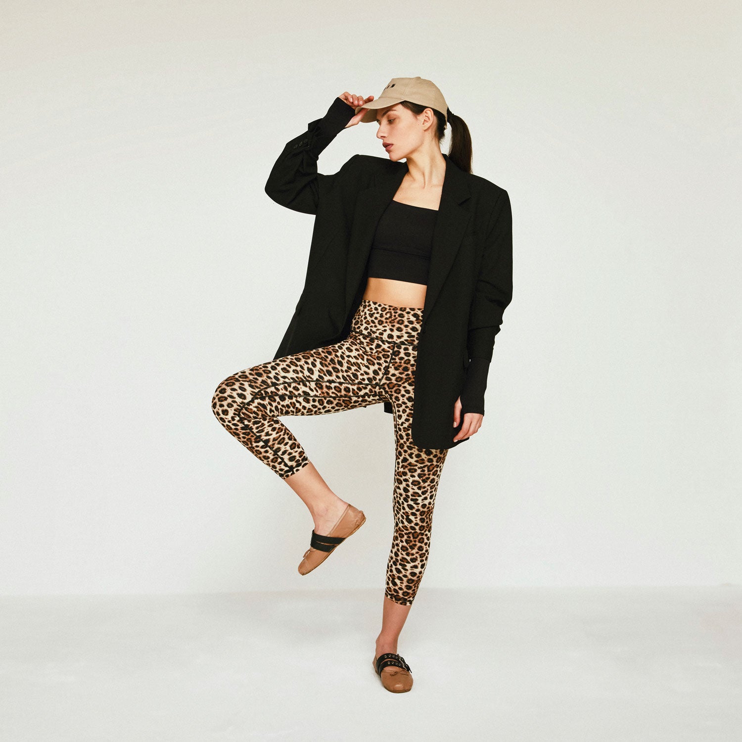 KATE LEGGING
