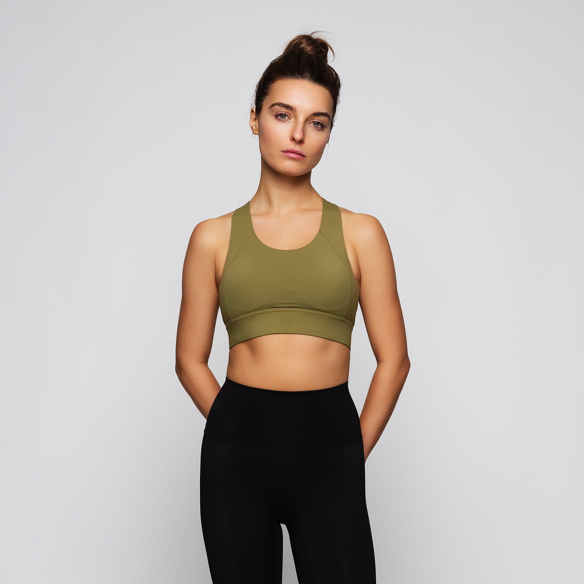 MARTINA GREEN TOP verde — vista frontal | BLOOM | AAIN Active