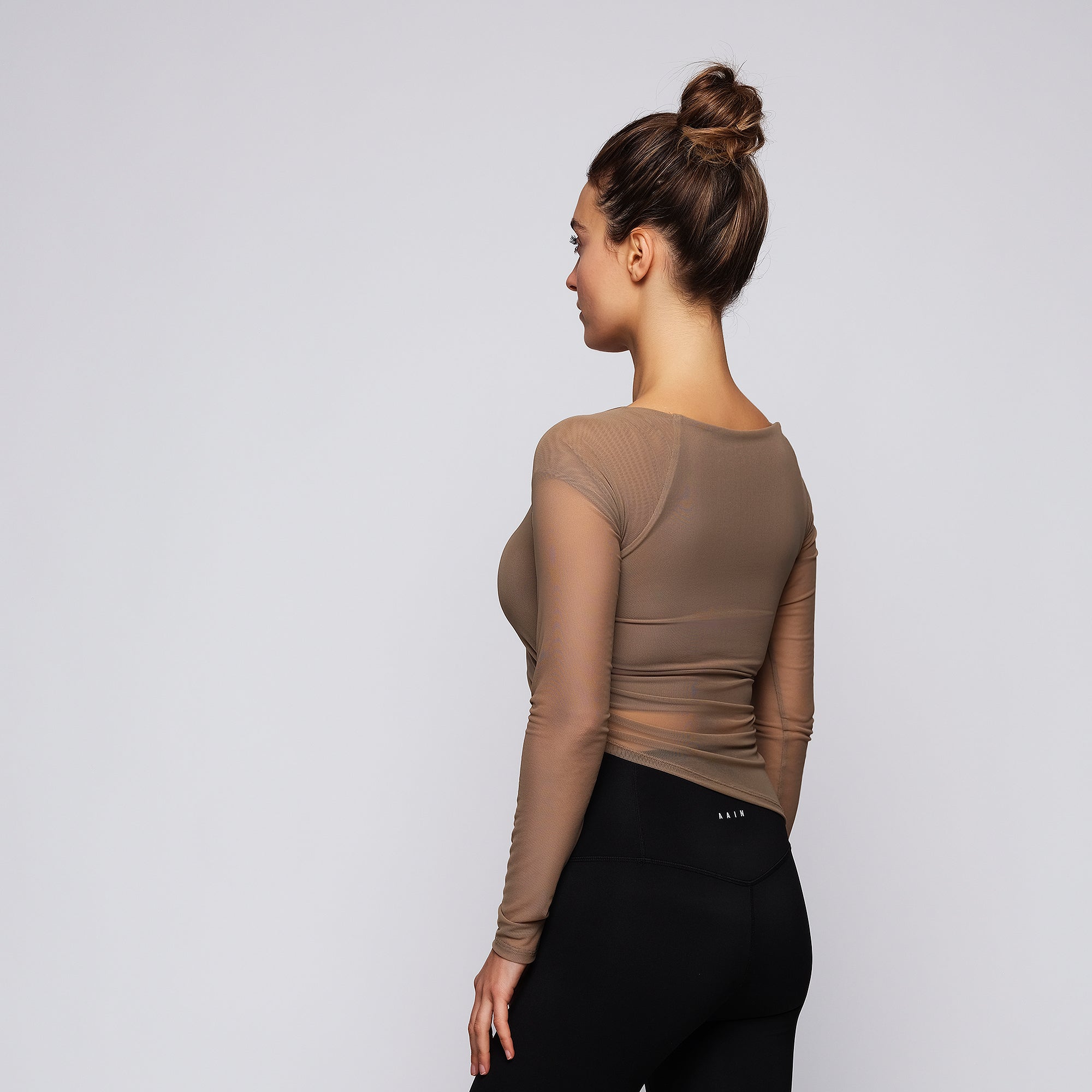 NAOMI TOP — detalle | BLOOM | AAIN Active