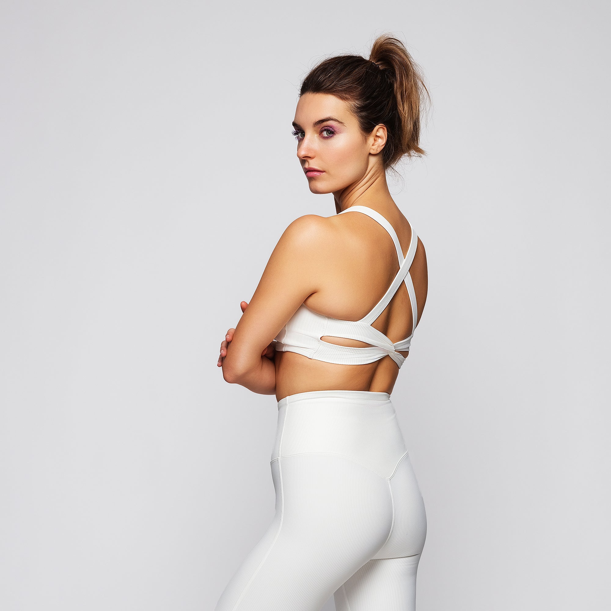 NAROA WHITE TOP — detalle | BLOOM | AAIN Active